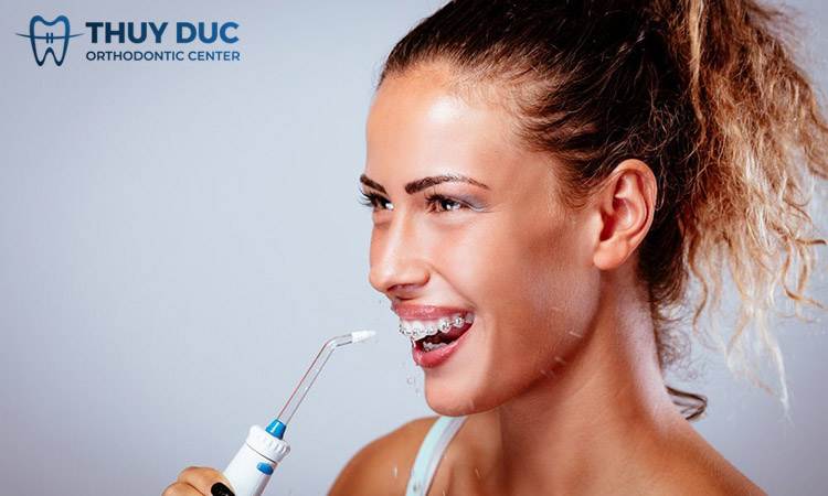 Sử dụng thêm máy tăm nước 1 Sử dụng thêm máy tăm nước 1