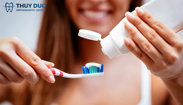 Lưu ý sau khi bọc răng sứ cho răng sâu 1 Lưu ý sau khi bọc răng sứ cho răng sâu 1