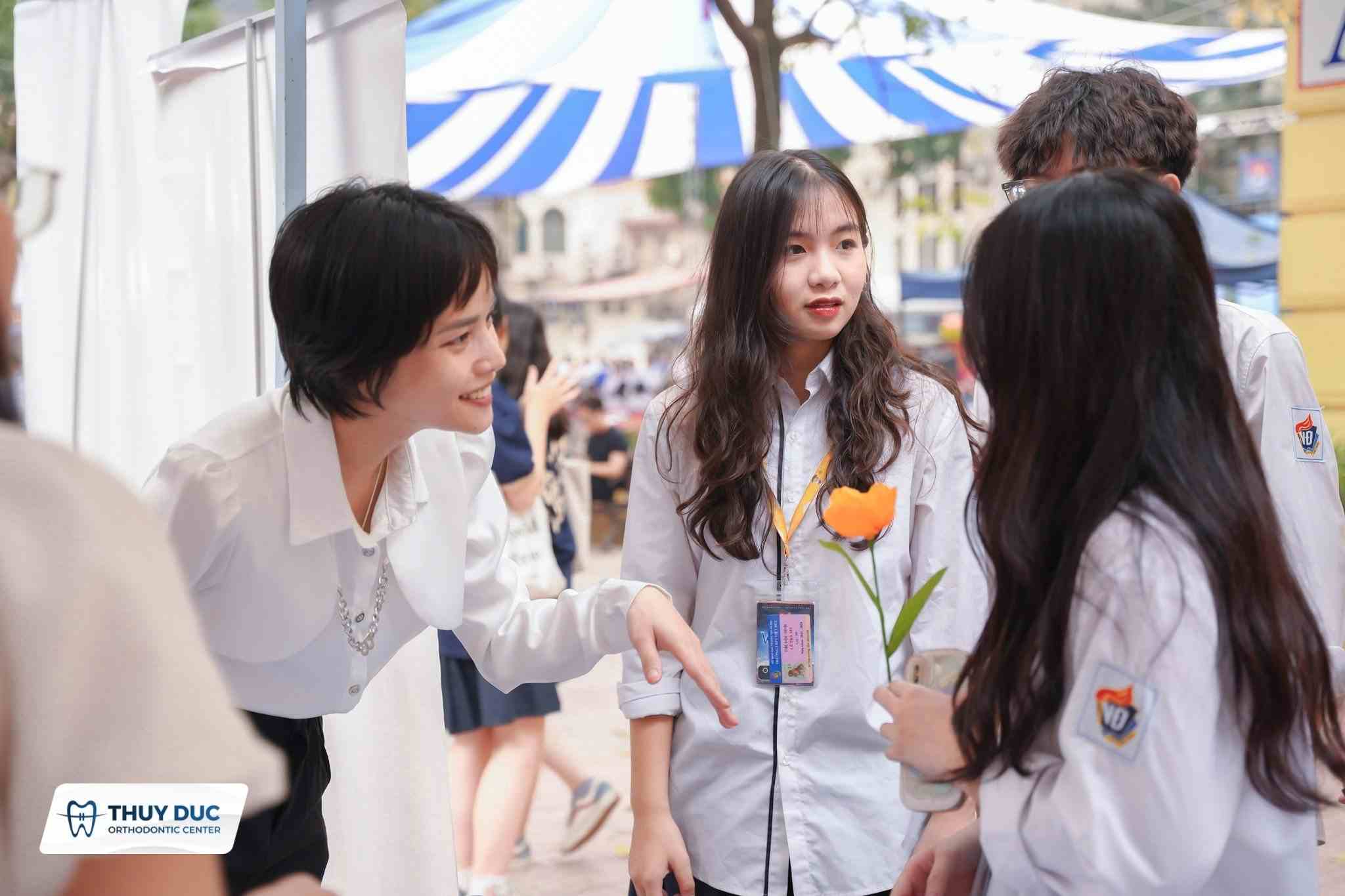 THÚY ĐỨC x THPT VIỆT ĐỨC HÂN HẠNH LÀ NHÀ TÀI TRỢ KIM CƯƠNG CHO SỰ KIỆN  THÚY ĐỨC x THPT VIỆT ĐỨC HÂN HẠNH LÀ NHÀ TÀI TRỢ KIM CƯƠNG CHO SỰ KIỆN