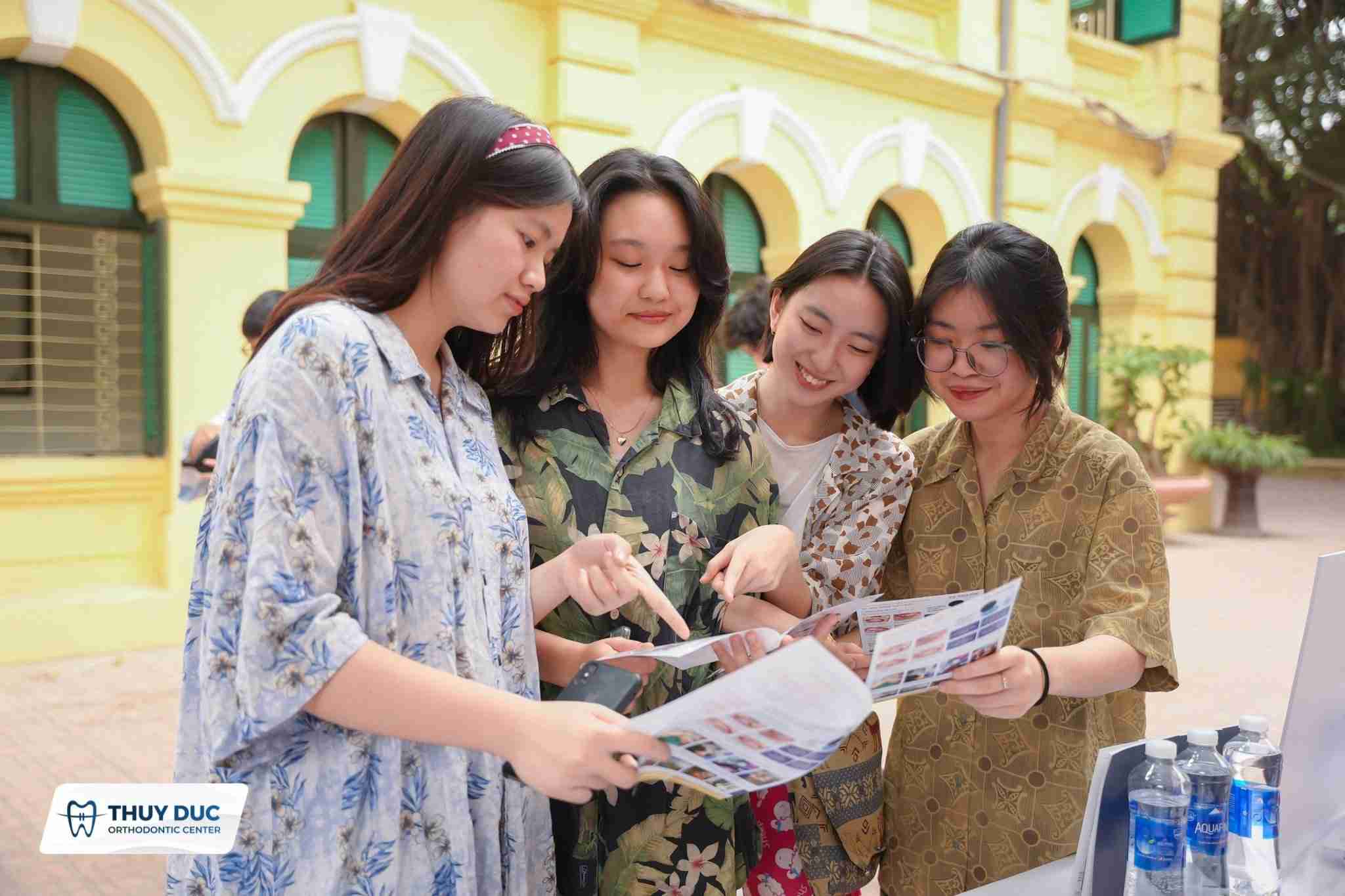 THÚY ĐỨC x THPT VIỆT ĐỨC HÂN HẠNH LÀ NHÀ TÀI TRỢ KIM CƯƠNG CHO SỰ KIỆN  THÚY ĐỨC x THPT VIỆT ĐỨC HÂN HẠNH LÀ NHÀ TÀI TRỢ KIM CƯƠNG CHO SỰ KIỆN