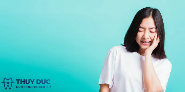 Niềng răng bị mỏi hàm - Nguyên nhân và cách khắc phục 1 Niềng răng bị mỏi hàm - Nguyên nhân và cách khắc phục 1