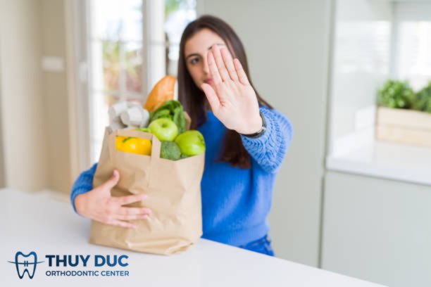 Các thực phẩm không nên ăn sau khi bắt vít 1 Các thực phẩm không nên ăn sau khi bắt vít 1