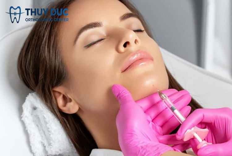 Tiêm Filler 1 Tiêm Filler 1