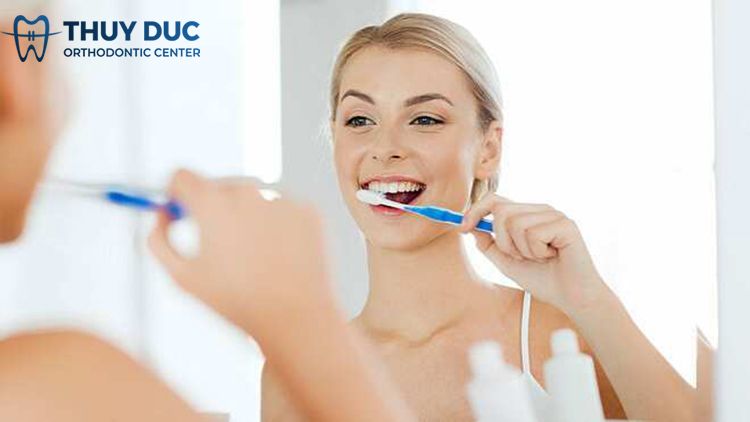 Nên làm gì sau khi lấy cao răng? 1 Nên làm gì sau khi lấy cao răng? 1