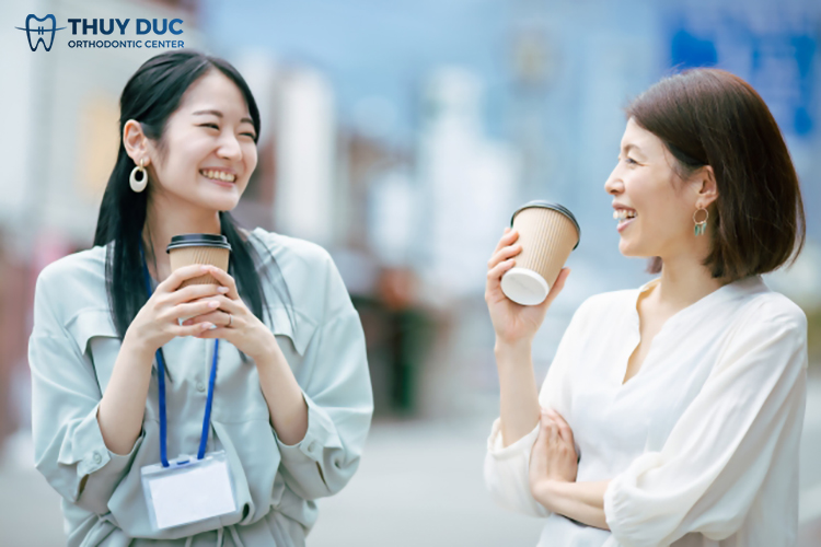 Nâng khớp cắn có ảnh hưởng đến việc nói chuyện không? 1 Nâng khớp cắn có ảnh hưởng đến việc nói chuyện không? 1