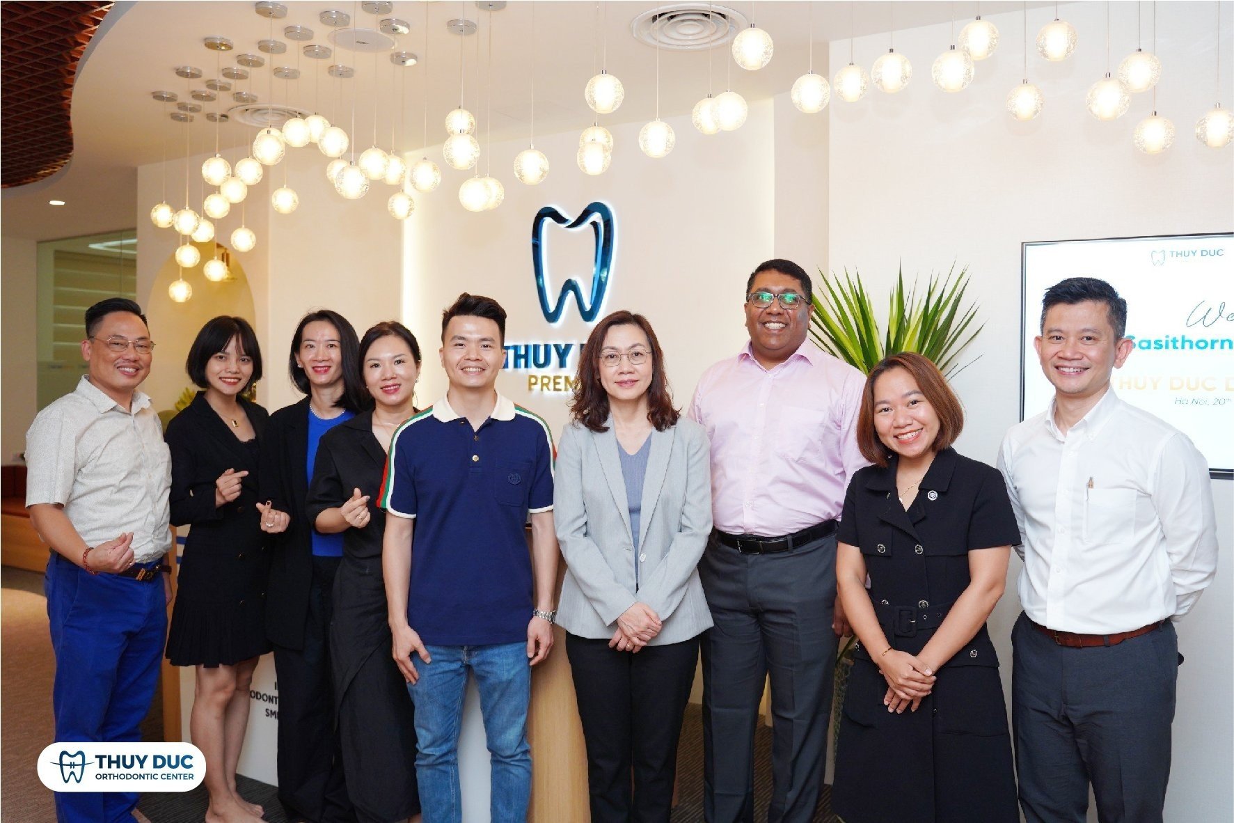 Nha khoa Thúy Đức đón tiếp Giám đốc điều hành Align Châu Á Thái Bình Dương và Giám đốc Marketing Align khu vực Đông Nam Á, Giám đốc Điều hành Align Việt Nam 1 Nha khoa Thúy Đức đón tiếp Giám đốc điều hành Align Châu Á Thái Bình Dương và Giám đốc Marketing Align khu vực Đông Nam Á, Giám đốc Điều hành Align Việt Nam 1