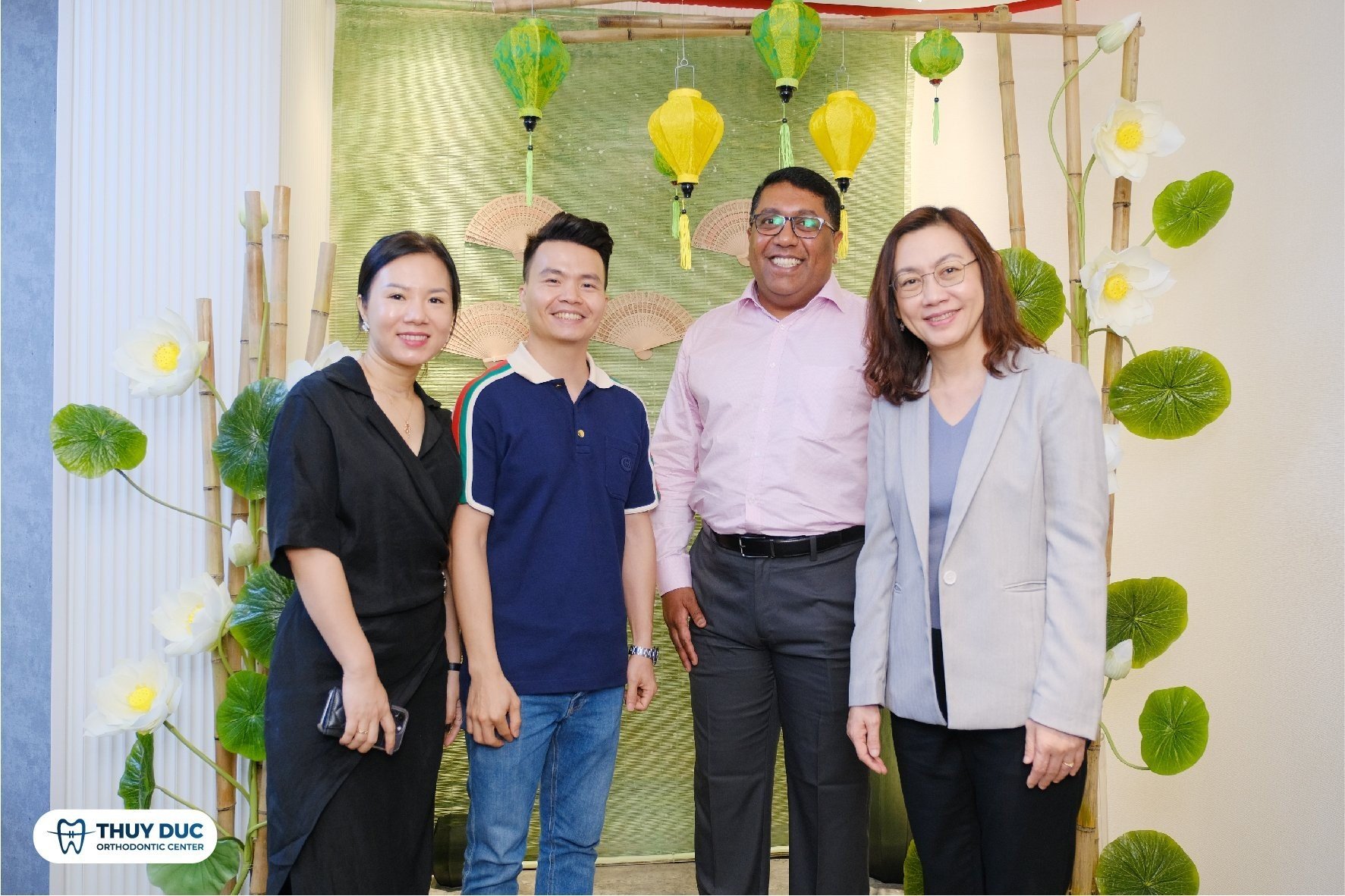 Nha khoa Thúy Đức đón tiếp Giám đốc điều hành Align Châu Á Thái Bình Dương và Giám đốc Marketing Align khu vực Đông Nam Á, Giám đốc Điều hành Align Việt Nam 5 Nha khoa Thúy Đức đón tiếp Giám đốc điều hành Align Châu Á Thái Bình Dương và Giám đốc Marketing Align khu vực Đông Nam Á, Giám đốc Điều hành Align Việt Nam 5