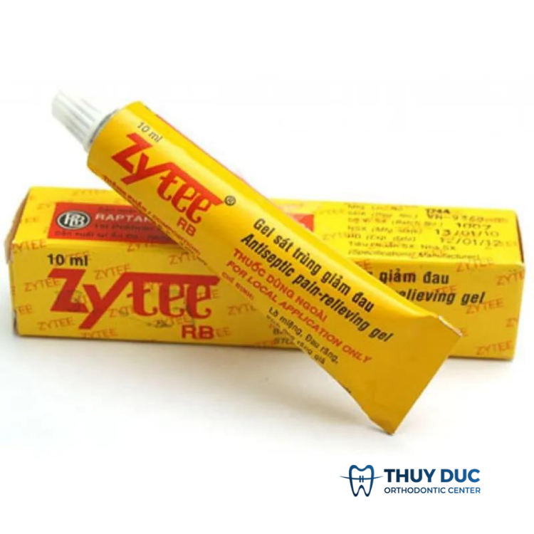 9. Thuốc bôi trị nhiệt miệng Zytee RB Gel 1