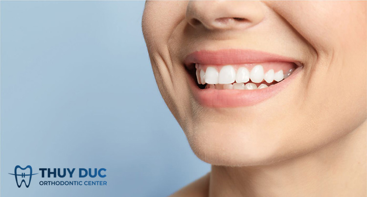 3. Răng không đều, mọc lệch có bọc sứ nguyên hàm được không? 1 3. Răng không đều, mọc lệch có bọc sứ nguyên hàm được không? 1