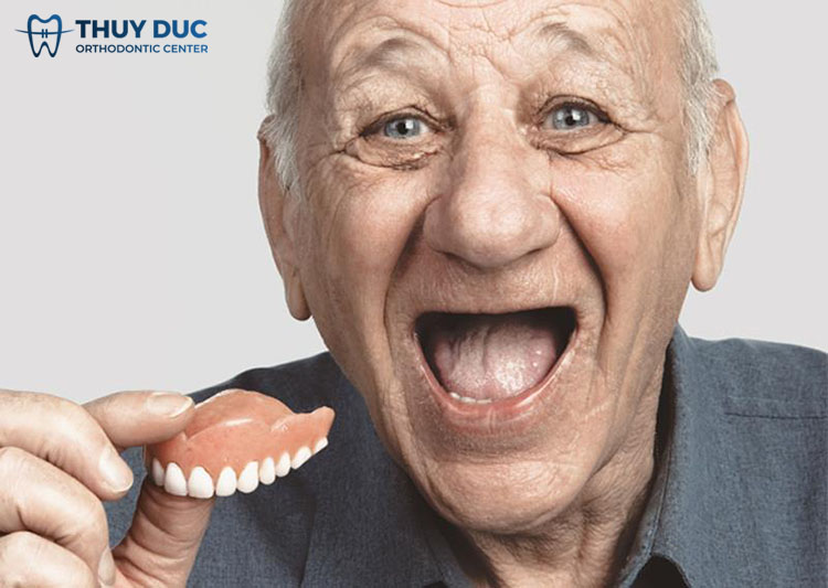 3. Các trường hợp nên và không nên làm răng giả tháo lắp 1