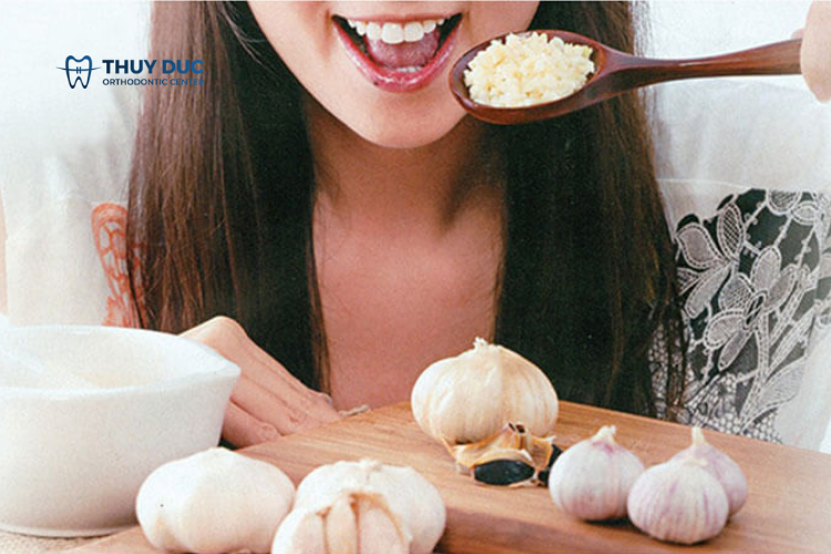 Chữa đau răng bằng tỏi có hiệu quả không? 1 Chữa đau răng bằng tỏi có hiệu quả không? 1