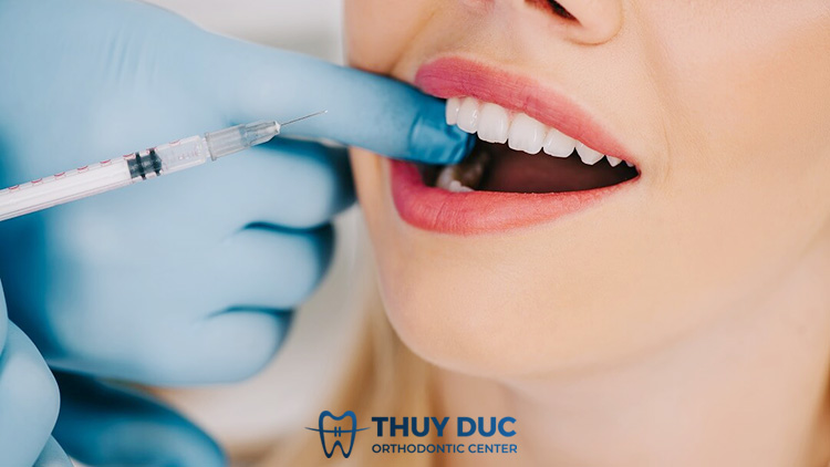 Tại sao khi nhổ răng cần sử dụng thuốc tê? 1 Tại sao khi nhổ răng cần sử dụng thuốc tê? 1