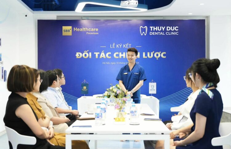 KÝ KẾT ĐỐI TÁC CHIẾN LƯỢC NHA KHOA THÚY ĐỨC X SBB HEALTHCARE 3 KÝ KẾT ĐỐI TÁC CHIẾN LƯỢC NHA KHOA THÚY ĐỨC X SBB HEALTHCARE 3